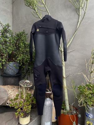 5370 Men's Chest-Zip 3/2MM Body Glove Wetsuit