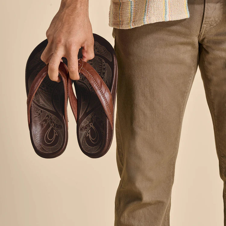 OluKai Hiapo Men's Leather Sandals