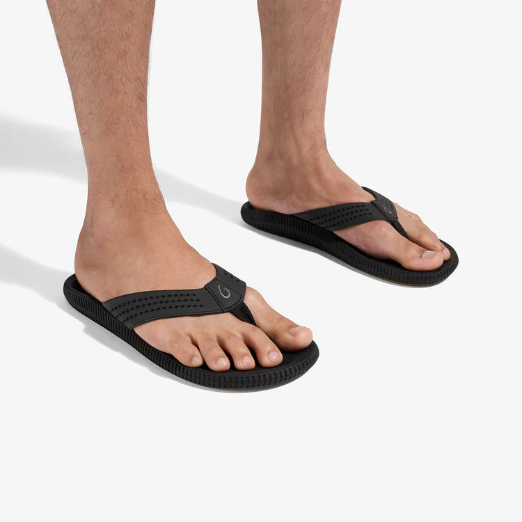 OluKai Ulele Men's Beach Sandals