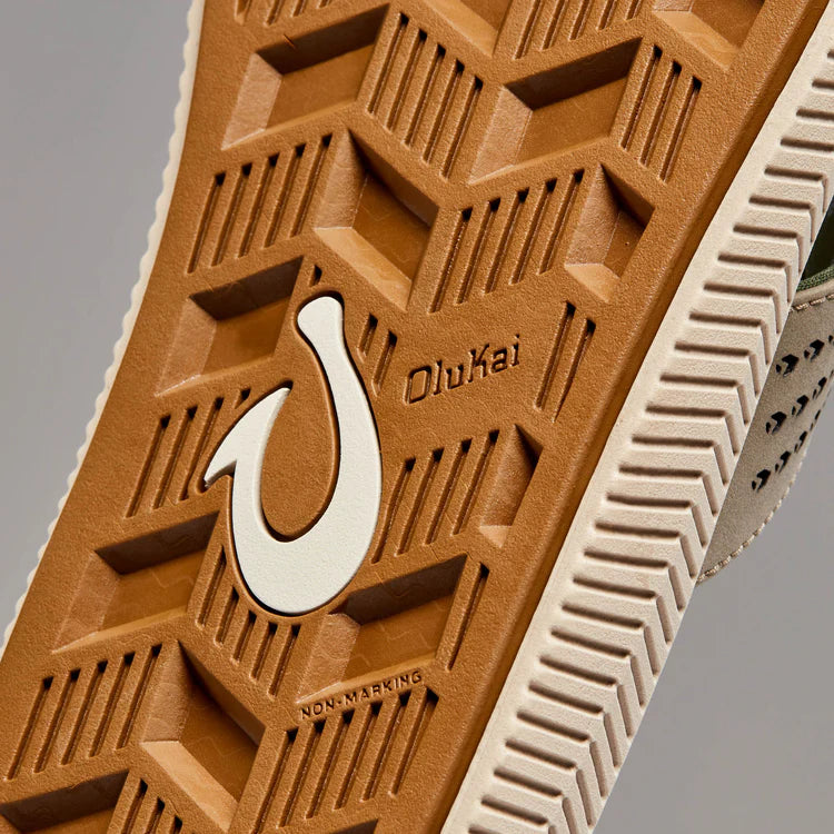 OluKai Ulele Men's Beach Sandals