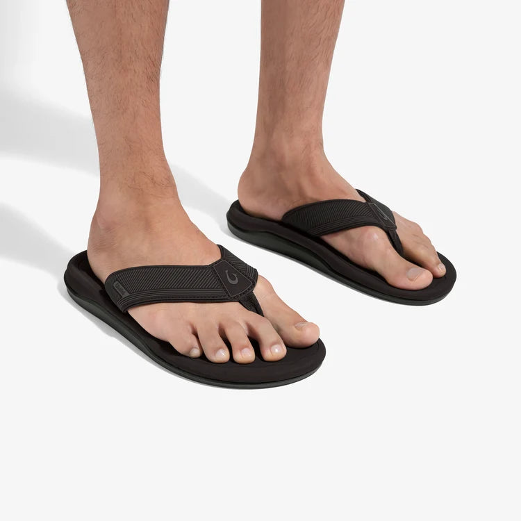 OluKai Ahi Kai Men's Beach Sandals