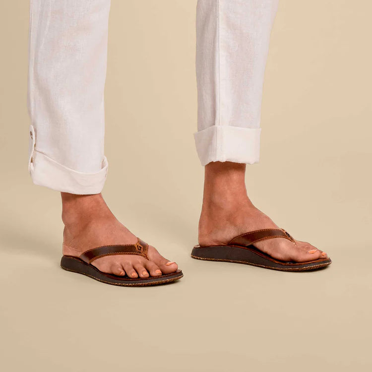 OluKai Paniolo Women's Leather Sandals