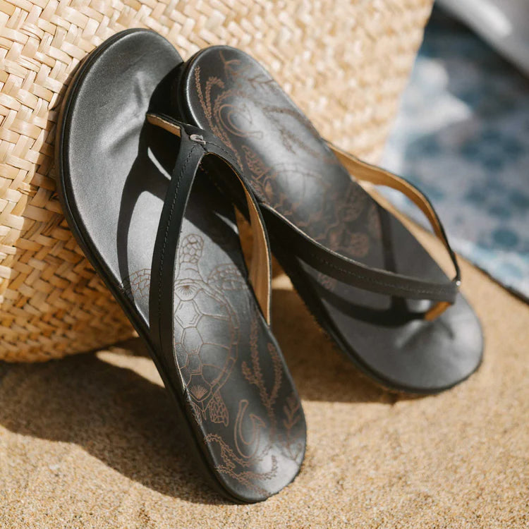 OluKai Honu Women's Leather Sandals