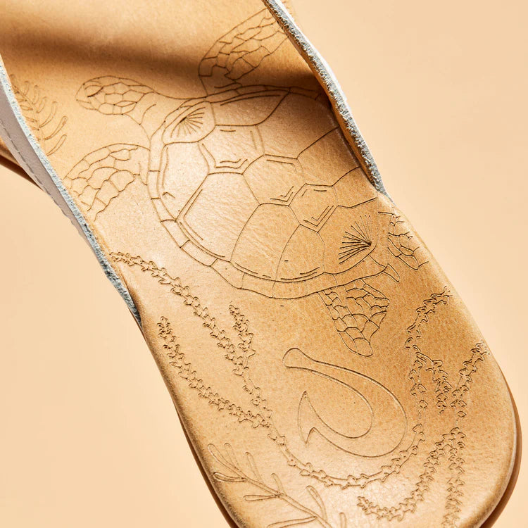 OluKai Honu Women's Leather Sandals
