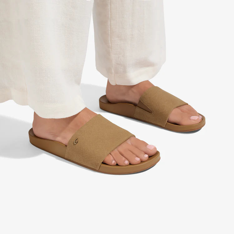 OluKai Kīpe‘a Pono Women's Sandals