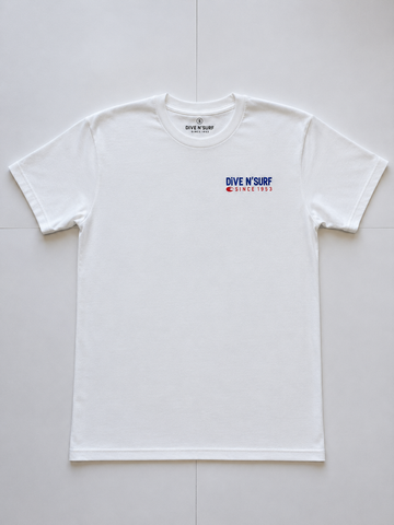 Dive N’ Surf Men’s American Flag Wave Short Sleeve T-Shirt