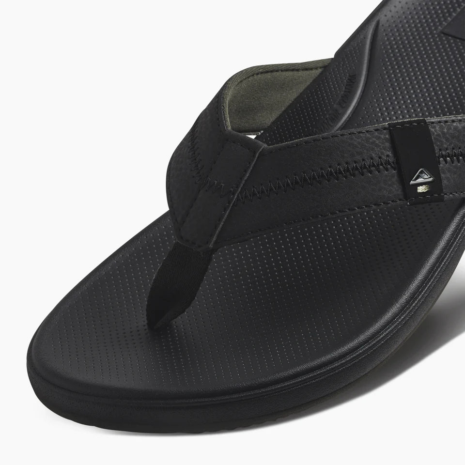 Reef Men’s Cushion Phantom 2.0 Flip-Flops
