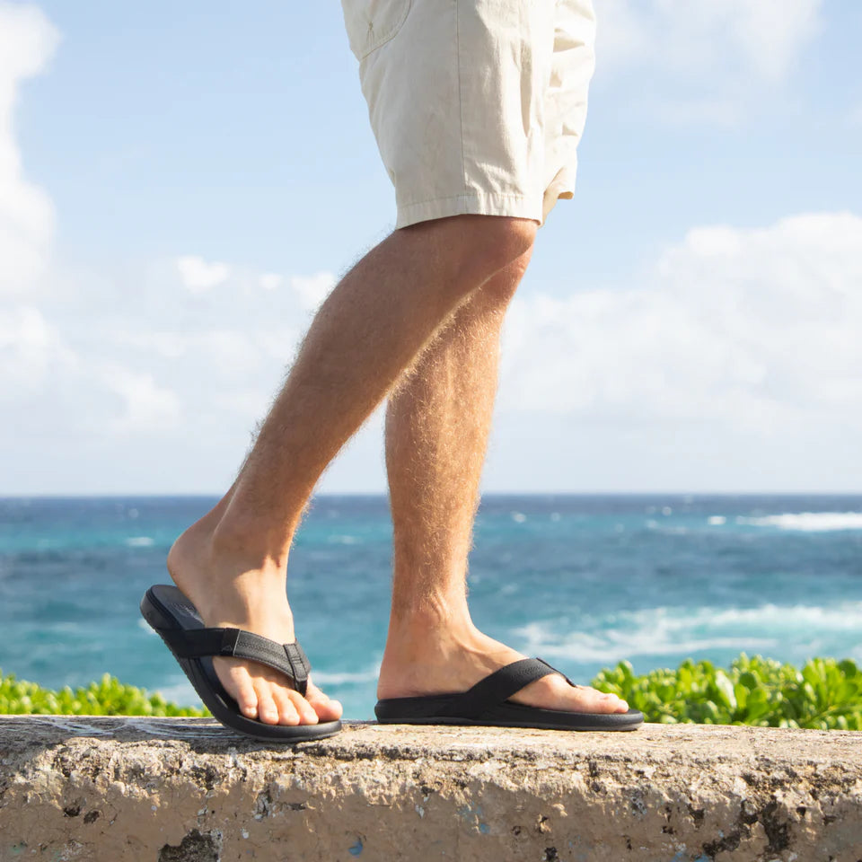 Reef Men’s Cushion Phantom 2.0 Flip-Flops