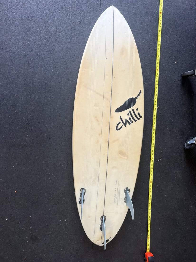 Chilli · 5'4" — Bottom; nose up and tape on right