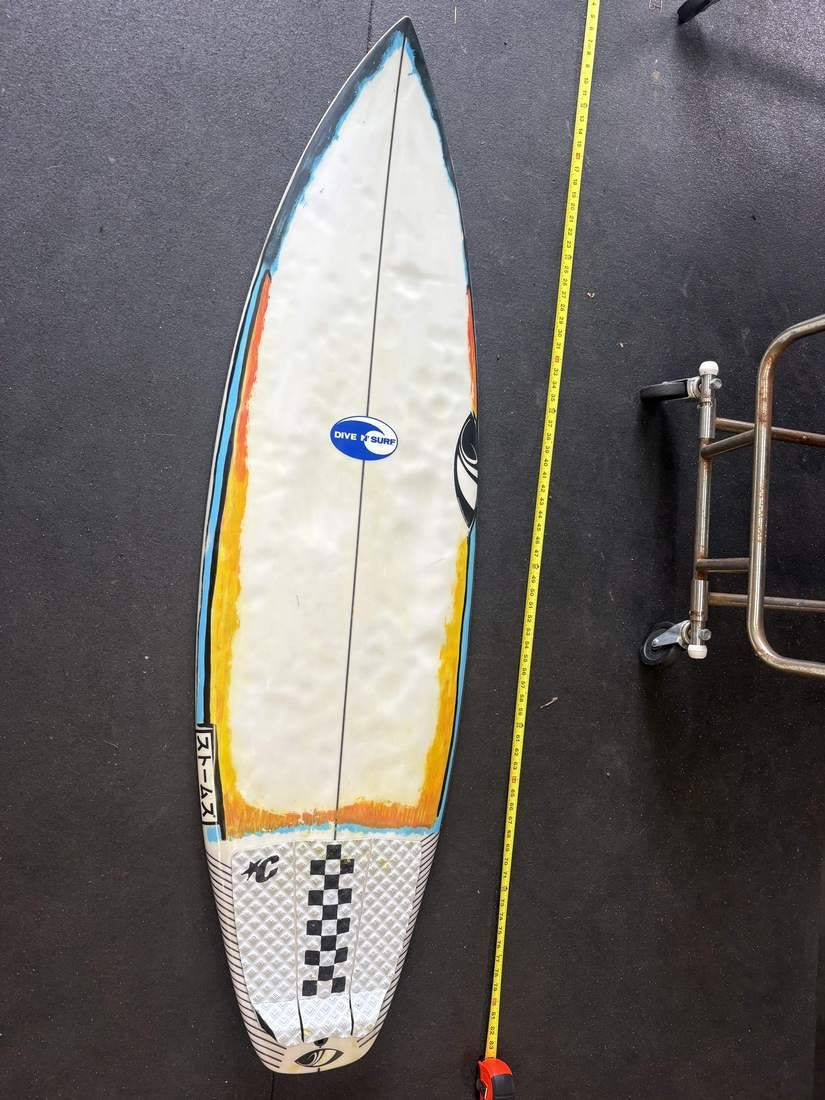 Sharpeye · 5' 9" Deck; nose up; yellow tape right
