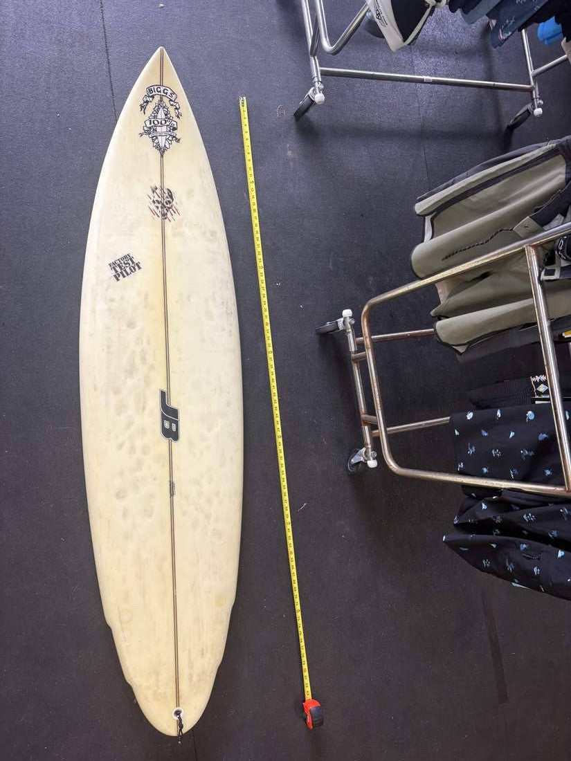 Biggs · 7' Deck, nose up, tape right