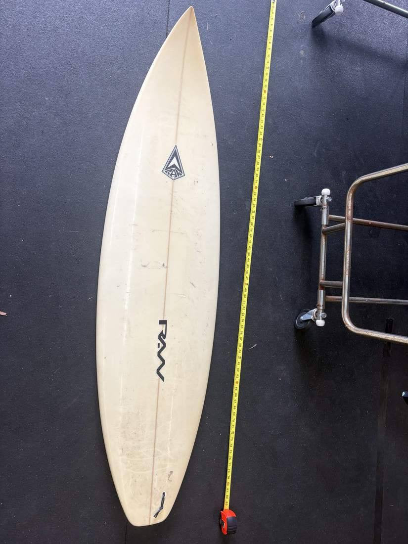 Consignment board C-0026, deck view, nose up and tape on right