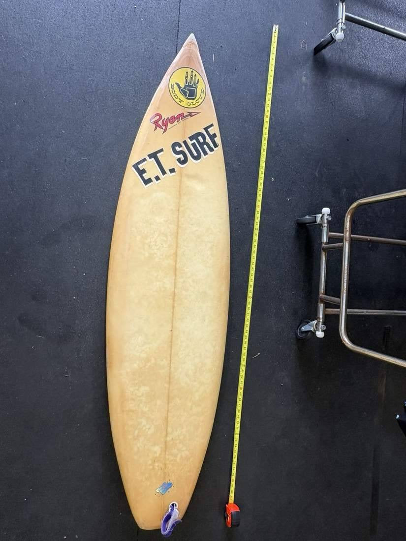 E.T. Surf · 6' 2" Deck, nose up and yellow tape right