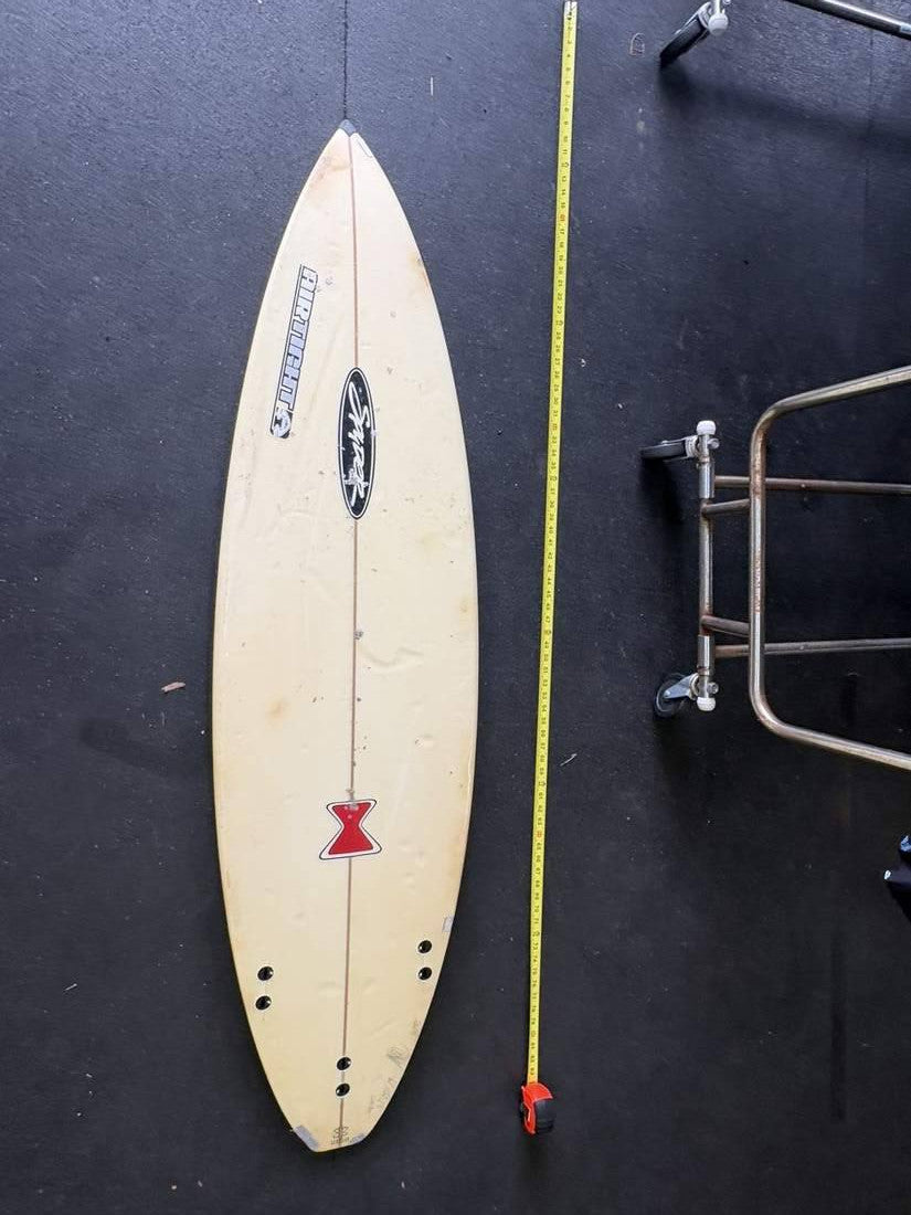 Spyder · 6' Bottom, nose up and yellow tape right