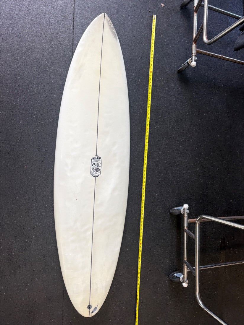 Chilli · 6' 2" — Deck, nose up, tape on right