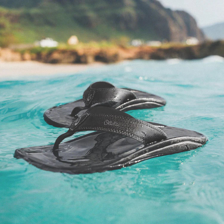 OluKai Ohana Men's Beach Sandals