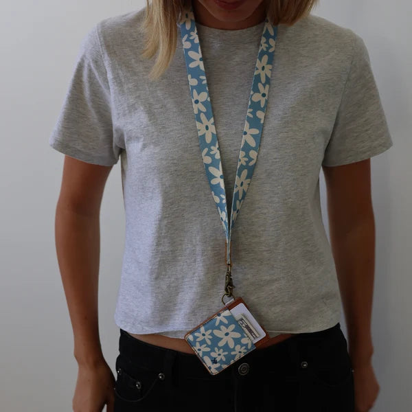 Thread Wallets Fleur Neck Lanyard