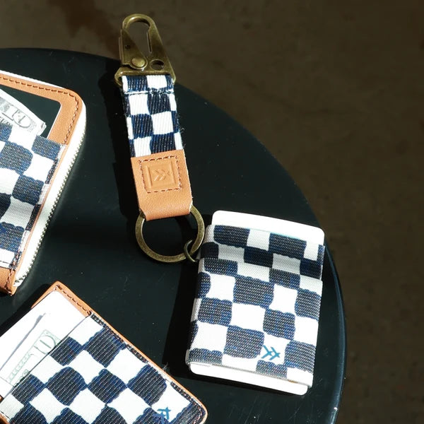 Thread Wallets Gambit Keychain Clip