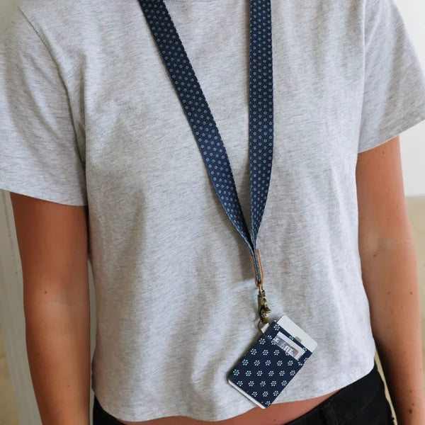 Thread Macall Neck Lanyard